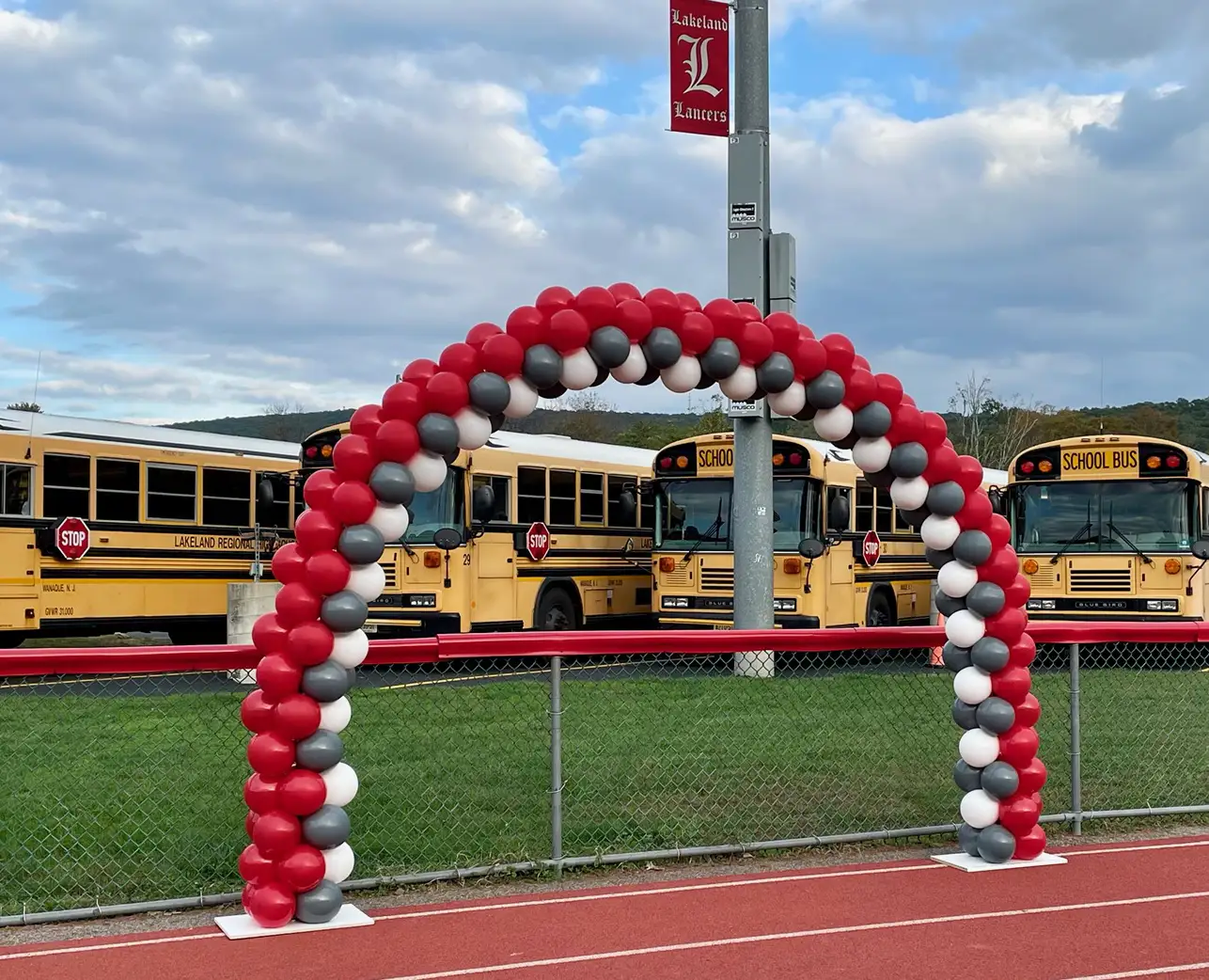 Northern New Jersey's Best Custom Balloon Arches, Delivered and Set Up for  You!